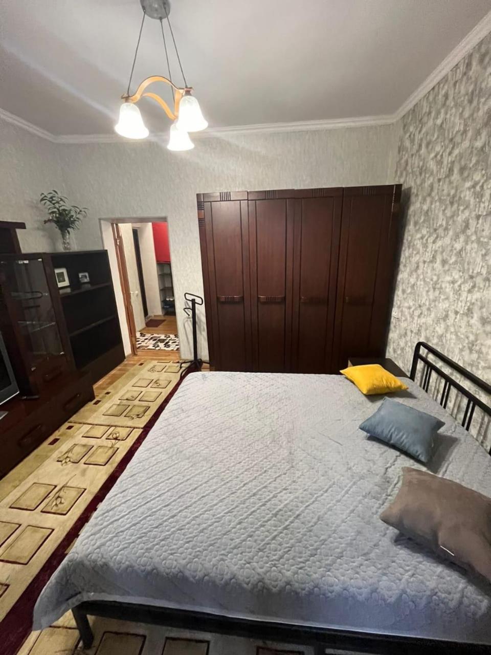 Apartments On Mustafa Ozturk Almati Kültér fotó