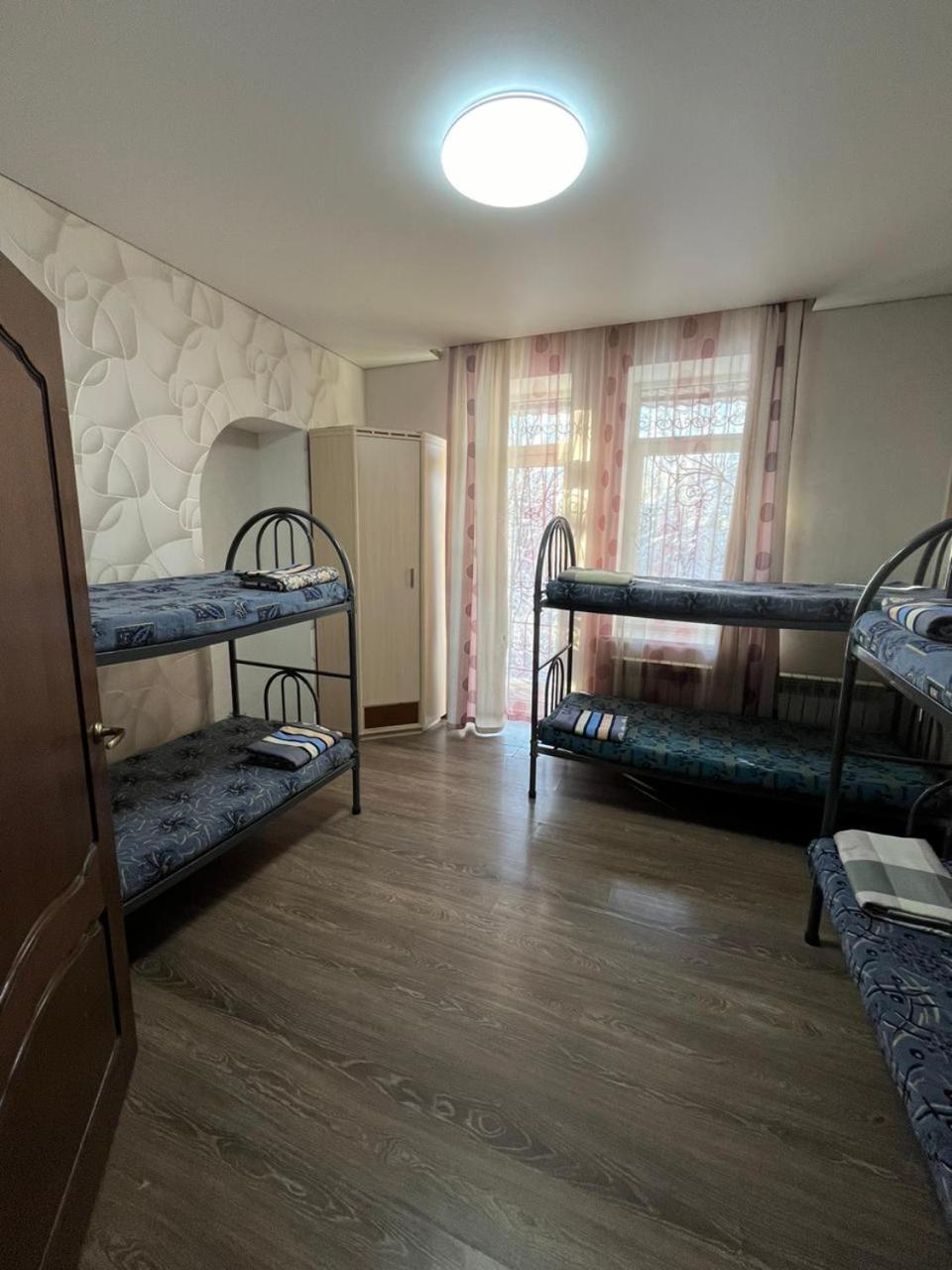 Apartments On Mustafa Ozturk Almati Kültér fotó