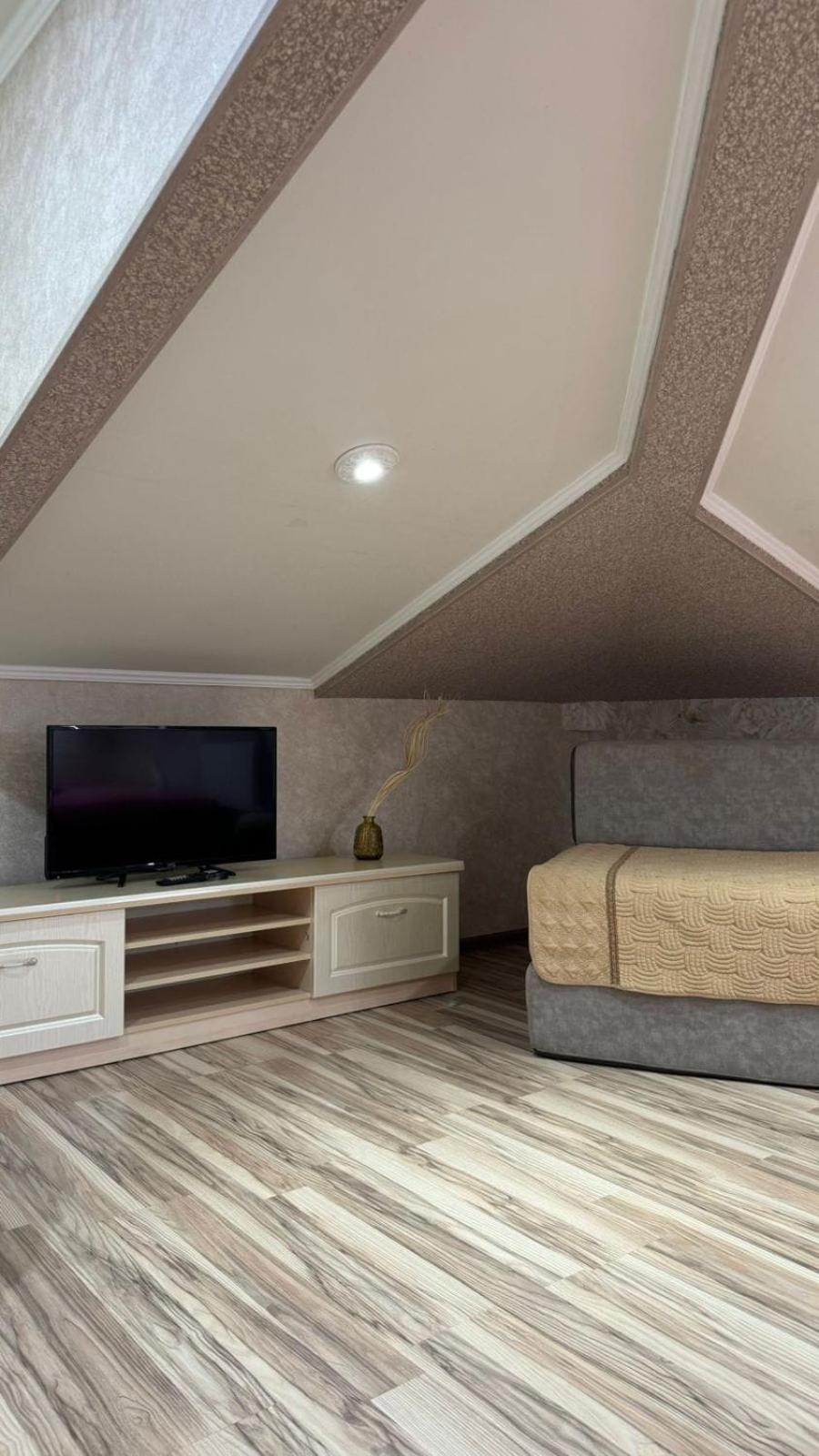 Apartments On Mustafa Ozturk Almati Kültér fotó